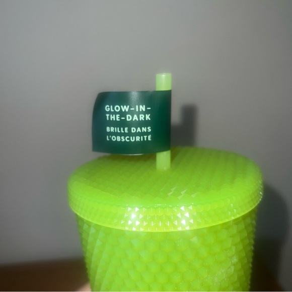 NWT Starbucks Studded Glow in the Dark Venti Cup ✨ - Picture 5 of 5